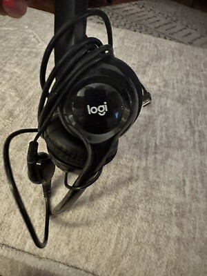 Logi USB Wired Headset With Mic Padded Ears Noise Cancelling