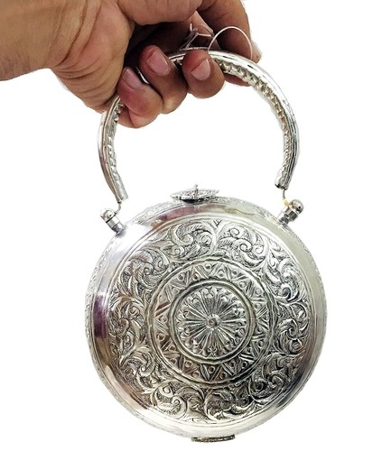 Pochette artigianale in metallo ottone argento piccola borsa da sera con manico robusto - Foto 2 di 9