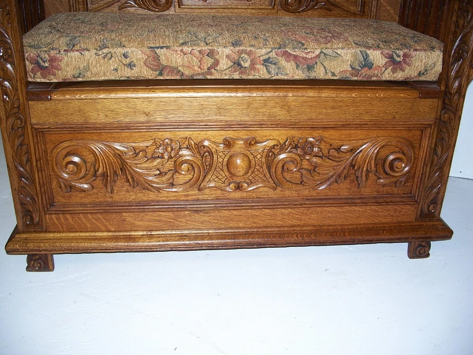 Antiguo banco de pasillo de roble aserrado de cuarto de cuarto altamente tallado Foto 3 de 4