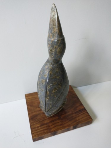 African Carved Stone Bird T.Makore? 11" Tall on Wood Base for Display - Picture 3 of 5
