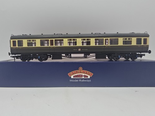 #7176 Bachmann 34-127A Collett 60ft 1st/3rd composite coach in GWR choc/creme. | Condition: Used