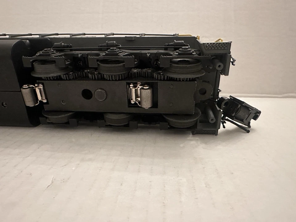 Atlas O 6193-1 SD-35 Loco Family Lines L&N #4517 3 Rail Un-Powered - Image 4 of 4