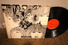 THE BEATLES REVOLVER ALBUM ORANGE LABEL 1976 VG+ TO VG++ RECORD !