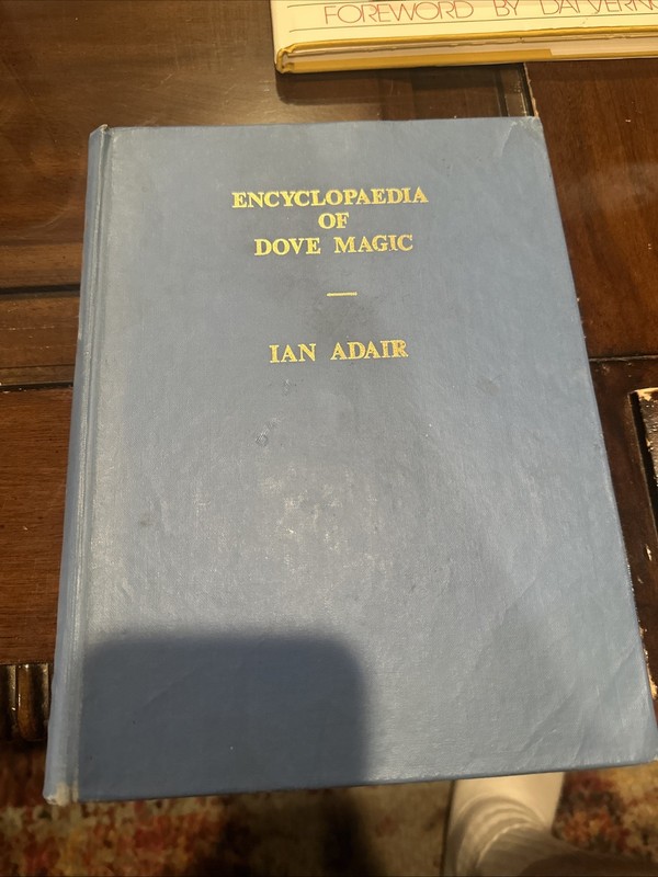 Vintage 1968 Supreme Magic ENCYCLOPEDIA OF DOVE MAGIC By Magician Ian Adair 1968
