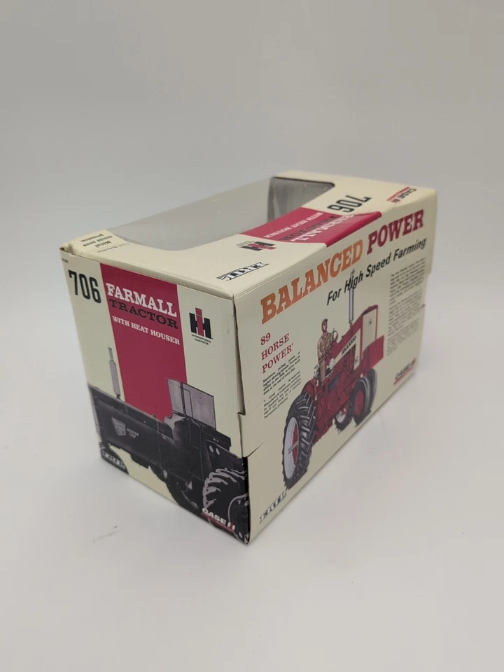 1/16 Ertl International Harvester Farmall Tractor 706 W/Heat Houser - Image 4 of 4
