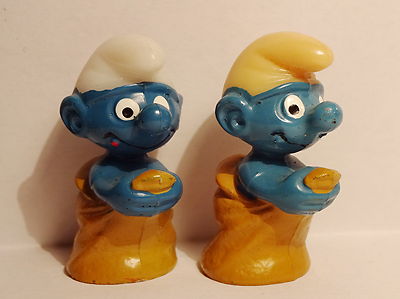 SACK HOPPING SMURF VARIANT TONGUE UNPAINTED 1983 OLYMPICS ORIGINAL