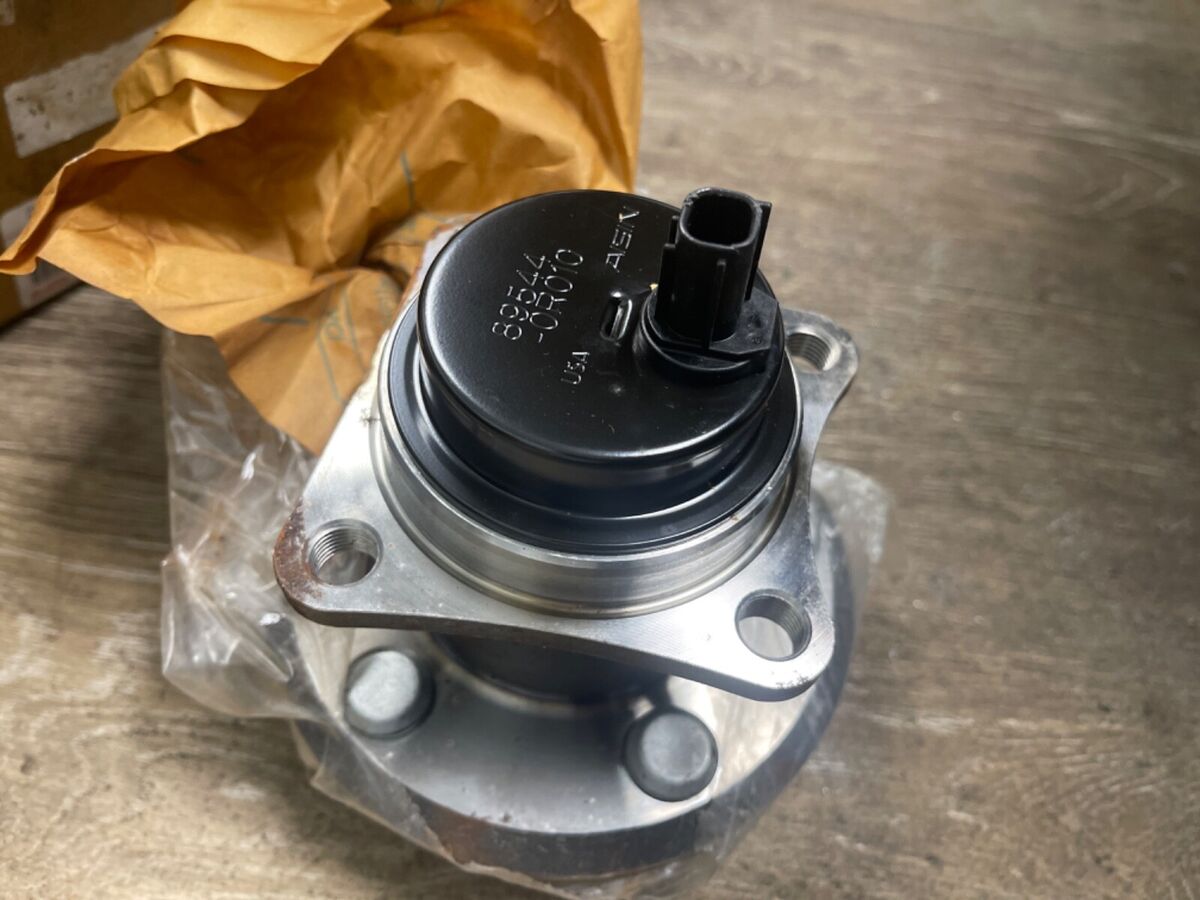 09-13 Toyota Corolla Rear Left Spindle Hub Bearing 89544 09-13 Toyota Corolla Rear Left Spindle Hub Bearing 89544