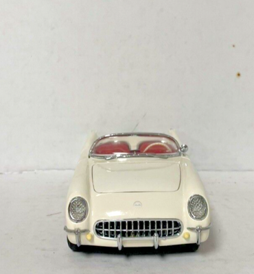 Franklin Mint 1953 Chevrolet Corvette Convertible White 1:24 Scale