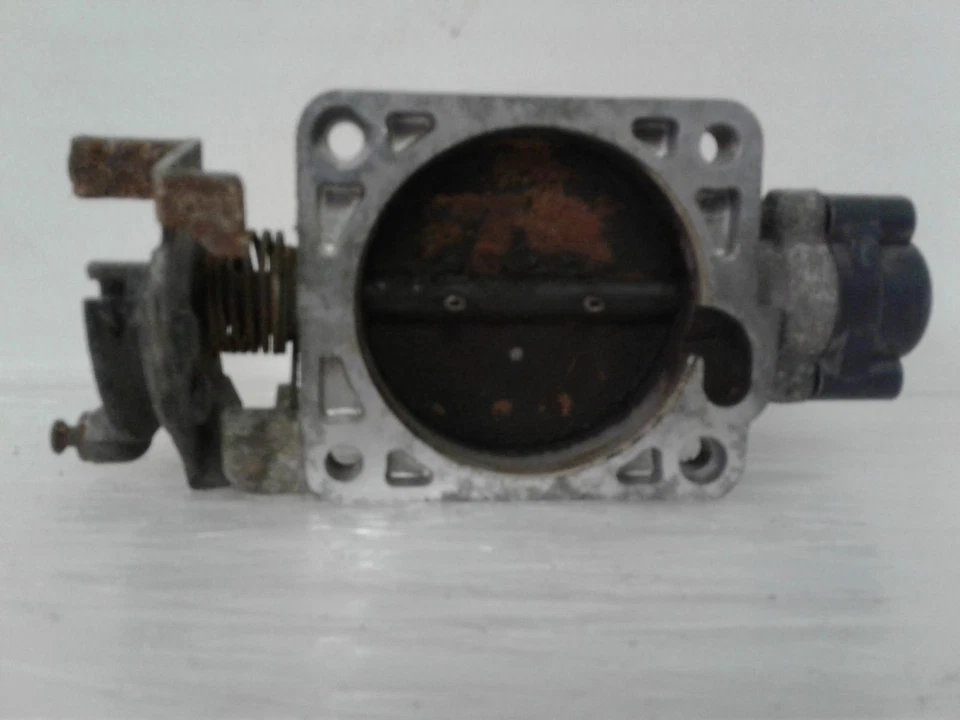 Used Fuel Injection Throttle Body fits: 1998  Ford f150 pickup Throttle Valv - Image 2 of 4