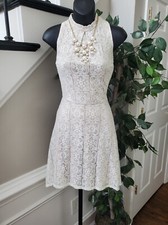 Love, Fire Women White Lace Floral Mock Neck Sleeveless Knee Length Dress Medium
