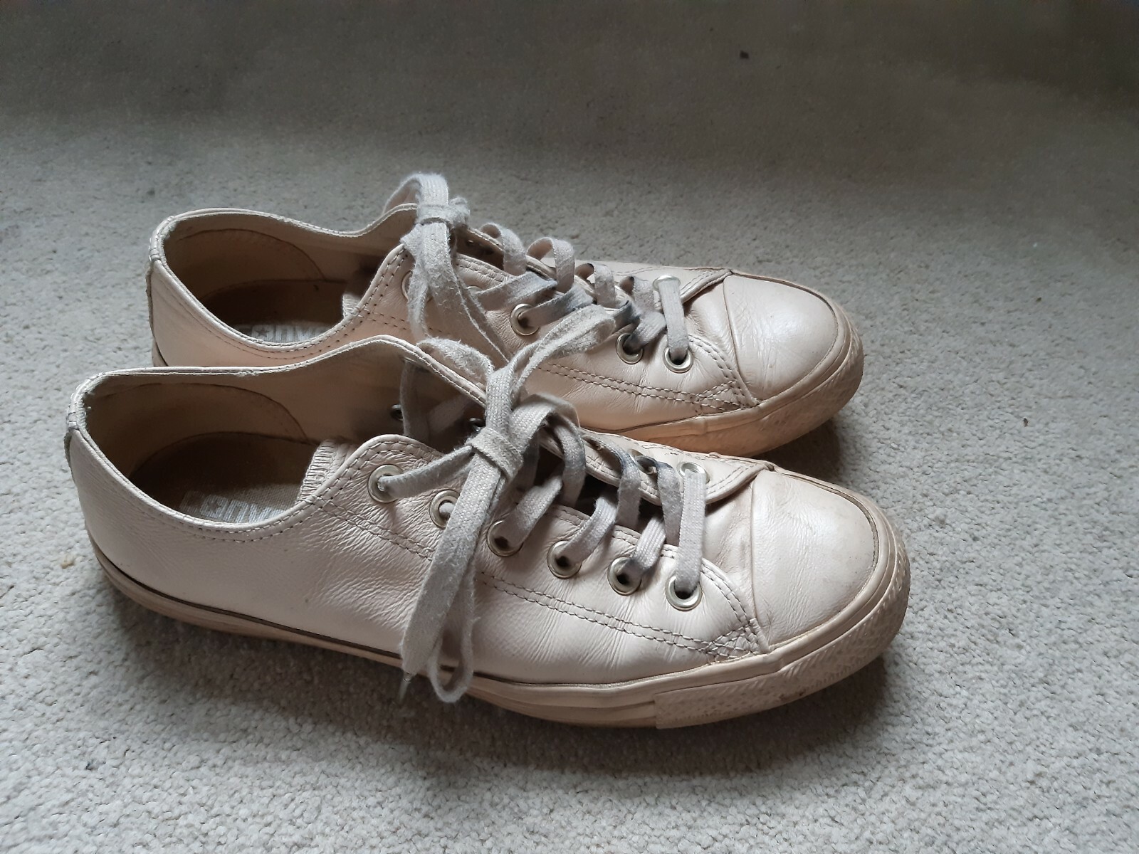 ladies navy converse size 6