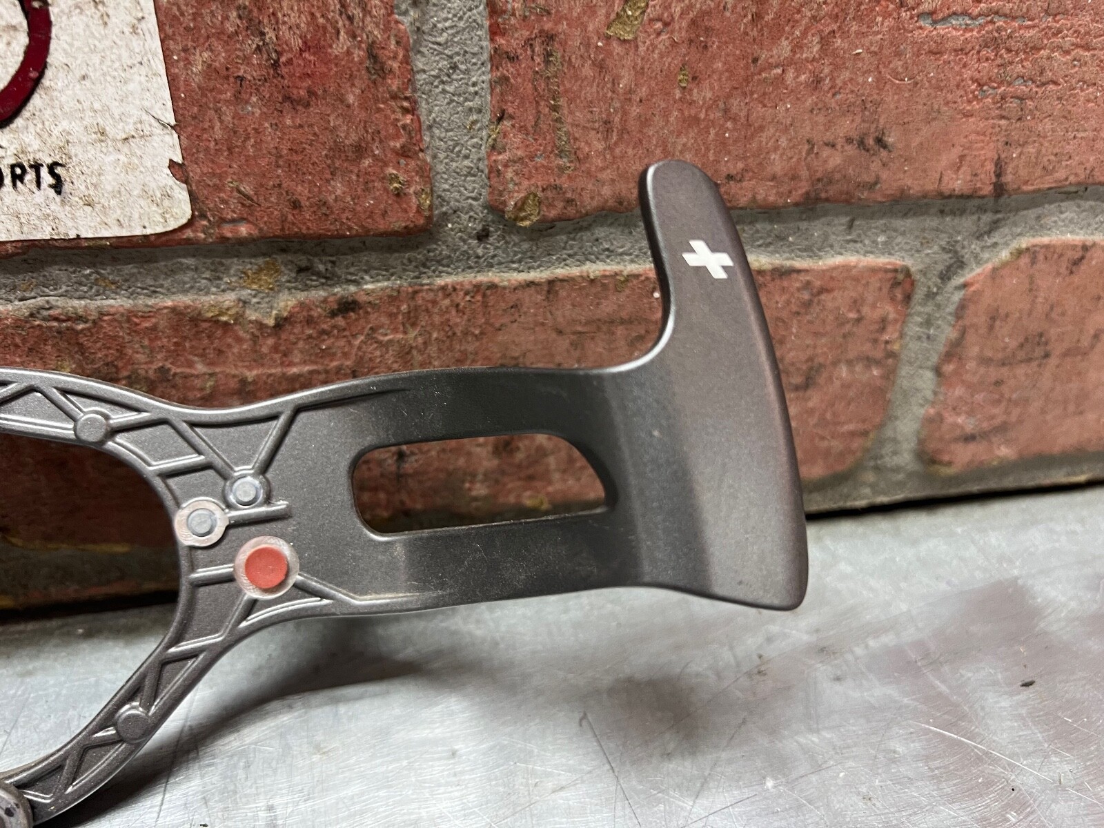 2015 MCLAREN 650S STEERING WHEEL PADDLE SHIFT SHIFTERS