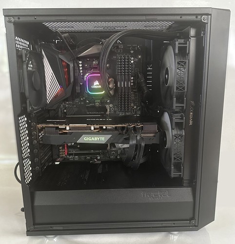 Water cooled gaming PC/workstation Ryzen 3950X, RX 5700 XT, 4Tb SSD, 128 Gb RAM - Picture 2 of 10
