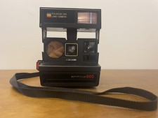 Vintage Polaroid 600 Land Camera Sun Auto focus 660 W/Strap Paper Untested