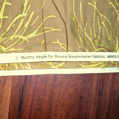 2-3/4 Yards Martha Negley For Rowan & Westminster MN30 Spider Mums Gold Rare OOP - Picture 2 of 6