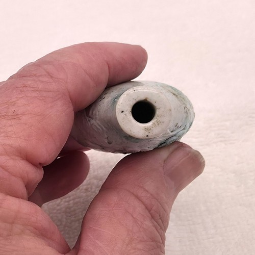 Antique Molded Pale Green & White Glazed Biscuit Porcelain Snuff Bottle Scenery - Picture 7 of 9