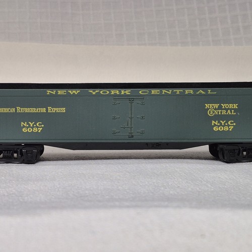 HO NY CENTRAL 50ft Old-Time Express Refrigcar Parts Restoration Required - Picture 12 of 19
