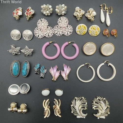 Vintage Costume Jewelry Lot of 20 Pairs Clip On Earrings Rhinestone Lucite