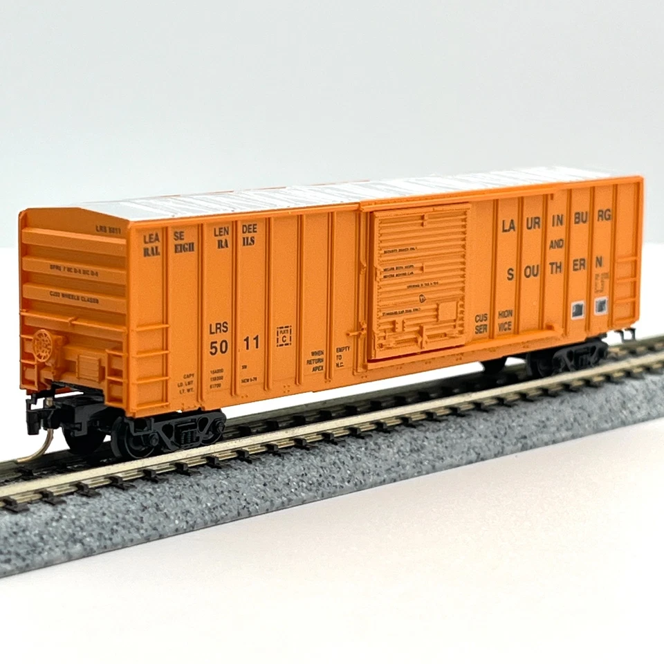 MTL Raleigh Rails N Scale Laurinburg Southern 50ft SD Boxcar 3 Pack Special Run - Image 3 of 4