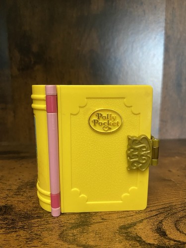 Vintage Polly Pocket 1995 Yellow Princess Palace Story Book Compact No Figures