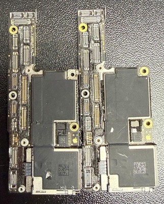 LOT OF 2 iPhone XS Motherboard Logic Board, Unknow Specs, Untested (FOR PARTS)