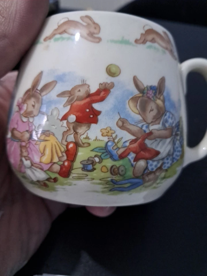 Vintage Royal Doulton English Fine Bone China Bunnykins Rabbit child's Mug Cup  - Image 4 of 4