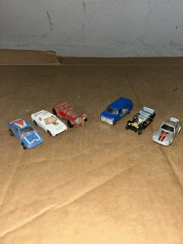 (6) Vintage Mixed Hot Wheels Scorcher, Porsche, Peugeot Assorted Toy Car Lot