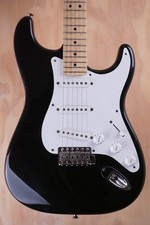 Fender Eric Clapton Signature Stratocaster Electric Guitar in Black | Hard Case