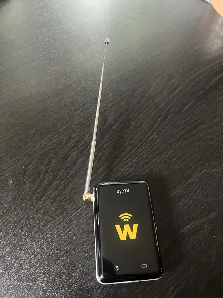 Elgato EyeTV W - digital TV tuner - 802.11b/g - Wireless - Use For Camping / Car - Image 3 of 4