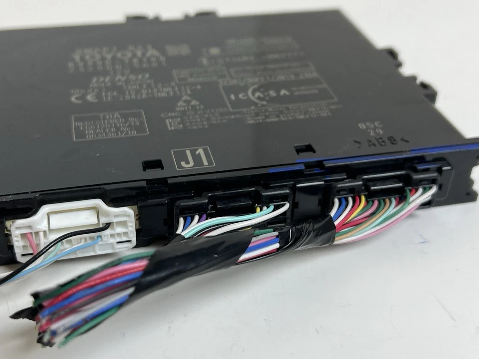 2020 LEXUS NX300 ANTI THEFT LOCK KEYLESS ENTRY MODULE CONTROL 89990-78190 OEM - Image 3 of 4