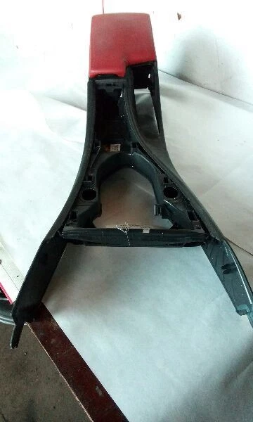 09-11 BMW 323i consola delantera sedán delantero Foto 4 de 4