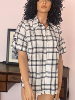 Ladies blouse checked grey/white/black approx. 55 cm chest width short sleeve zip