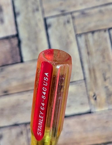 Stanley 64-840 Pocket Flathead Screwdriver - USA - Pocket Clip - Plastic Handle - Picture 5 of 6