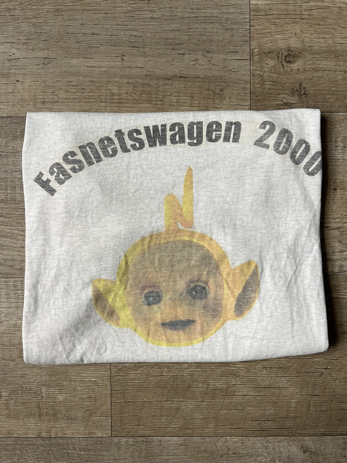 Vintage 2000 Teletubbies bbc shirt - Gem