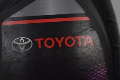 Toyota SAE 0W-8 JASO GLV-1 Synthetic Motor Oil 1 Quart Bottle