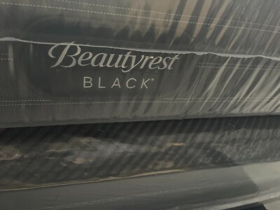 Simmons Beautyrest Black C-Class Plush Pillowtop KING Mattress Only