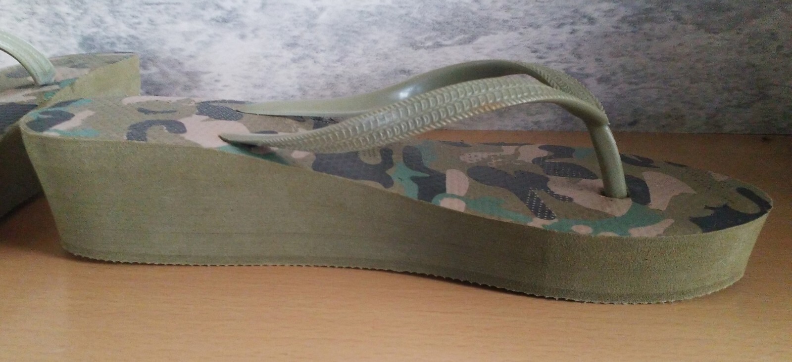Picture 4 of 6