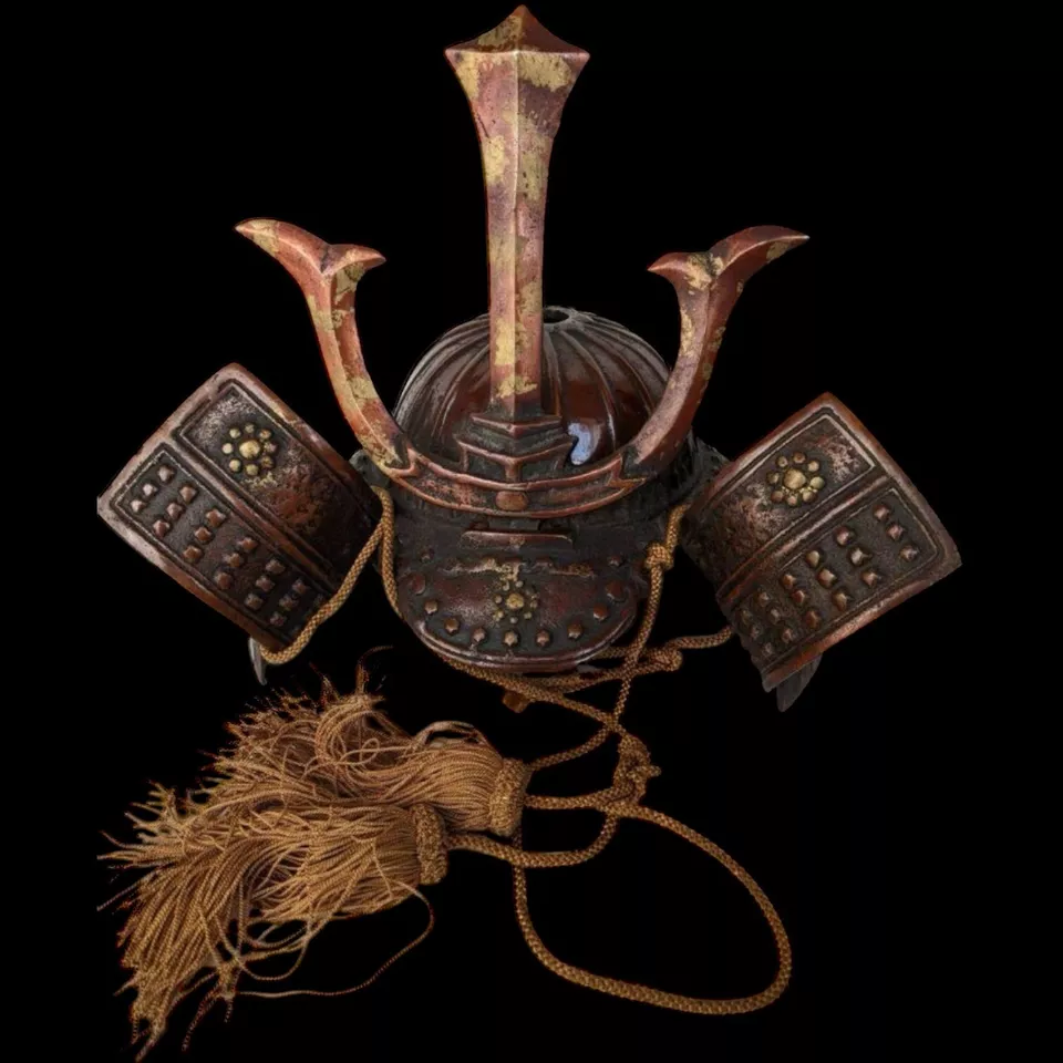 Antiguo casco samurai japonés Kabuto Dragon Armadura Yoroi insostenible Foto 2 de 4