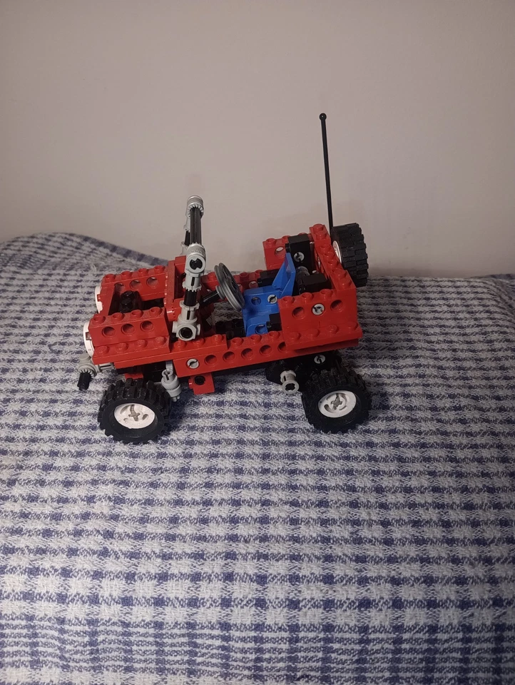 LEGO Technic 8820 Mountain Rambler, photo 3 of 5