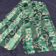 Vintage Scarf Retro Mod Oriental Head Hair Scarf 1970's 60x13  GREEN