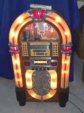 Vintage Polyconcept 40" Retro Jukebox AM / FM CD Cassette