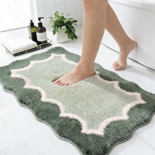 Scalloped Green Bathroom Rug Mat Non Slip Absorbent Quick Dry Washable 20x32"