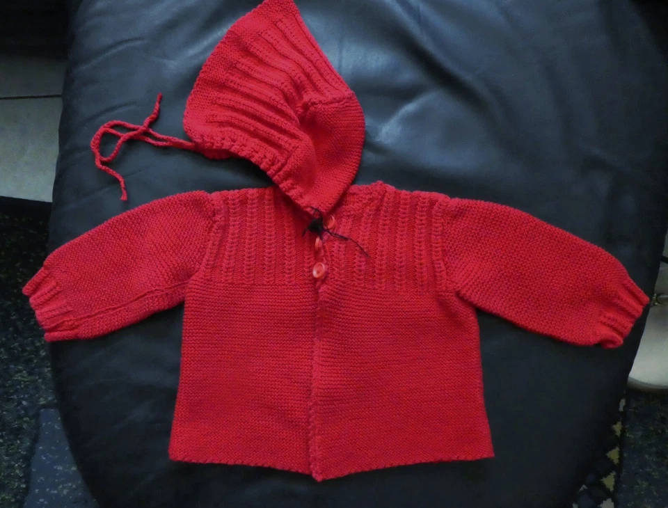 wunderschönes Baby-Strick-Jäckchen Jacke m. Mütze rot Gr 62/68 Unikat Handarbeit