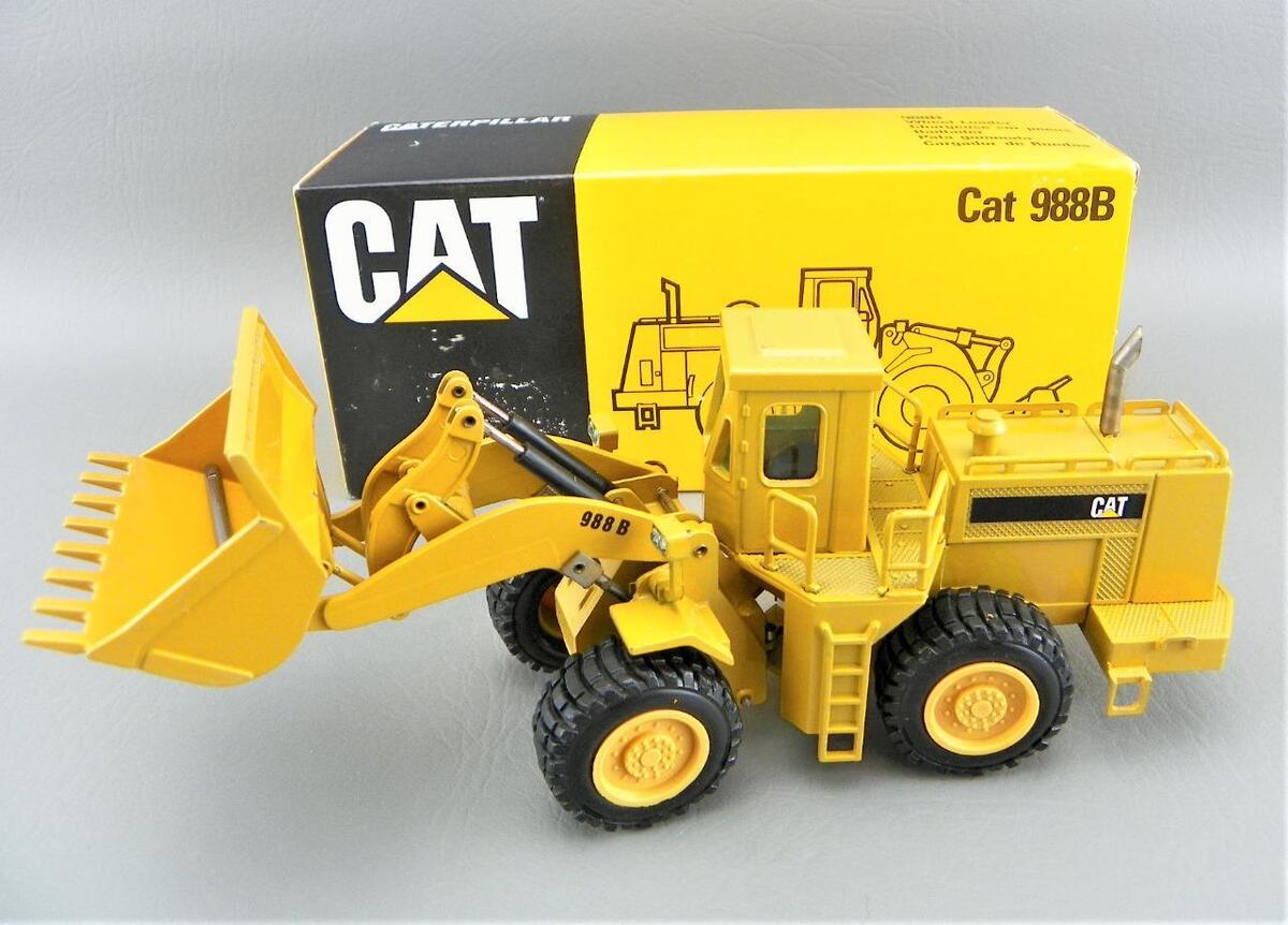 Vintage NZG Modelle #167 Diecast 1:50 CAT 988B Wheel Loader Vintage NZG Modelle #167 Diecast 1:50 CAT 988B Wheel Loader