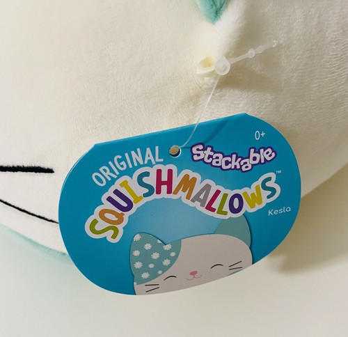 Peluche Squishmallow Impilabile Kesla Pasqua 2022 Gatto Margherita Fiore Orecchio 12" Tik Tok - Foto 5 di 7