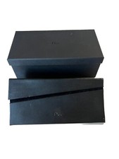 NEW DIOR MEDIUM BLACK HARD SUNGLASSES CASE WITH CLOTH  CARDS. 100 AUTHENTIC.
