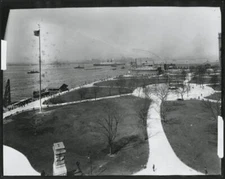 Manhattan NY shot of Battery Park Harbor and Castle Garden / N- 1900 Old Photo