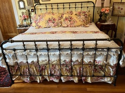Bed frame iron California King Rogers dark brown with brass accents. Mint
