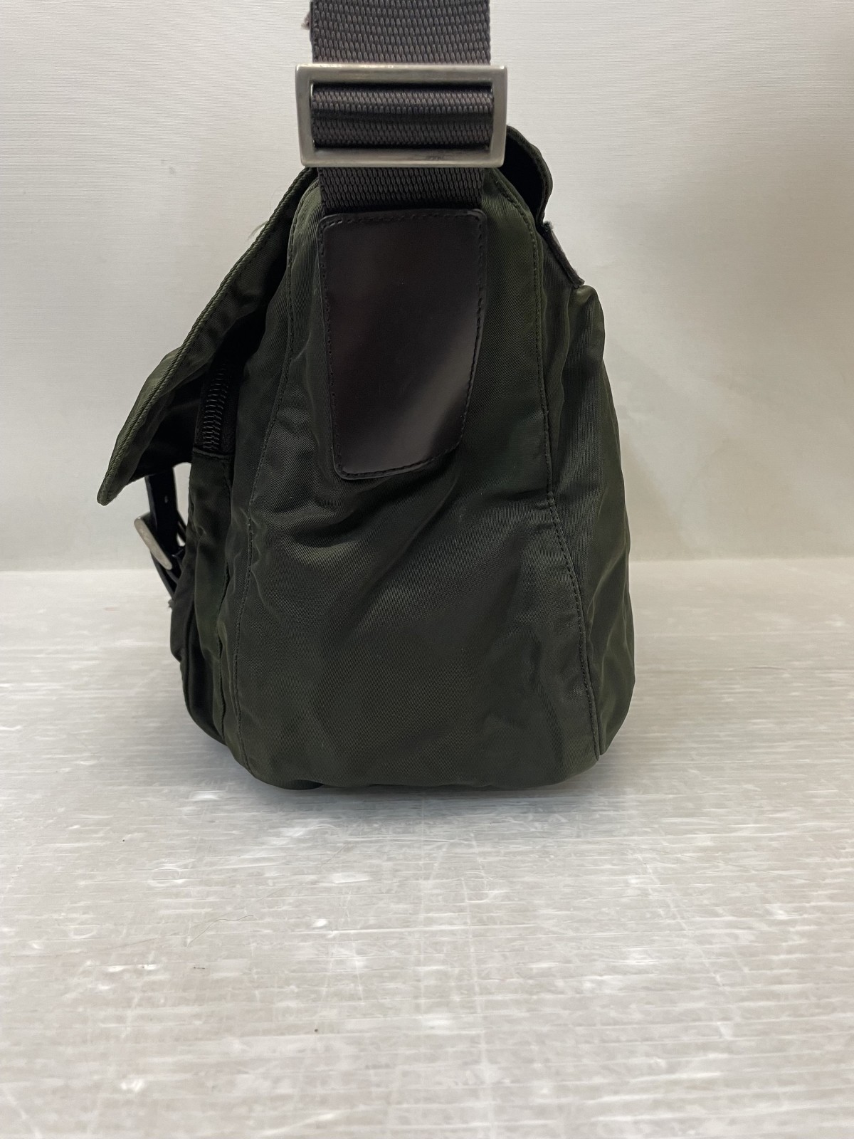 PRADA Nylon Messenger Bag Khaki Crossbody Shoulder Vintage Luxury Used thumbnail 2
