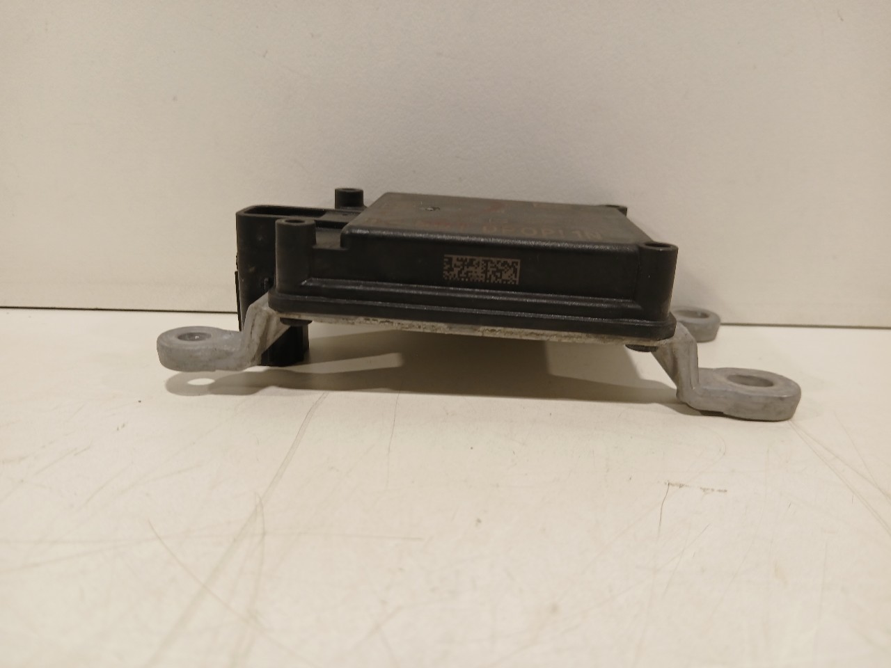 Foto 4 van Renault Captur Radarsensor 2020-2025 284474545R H4D-470 H4D-E4
